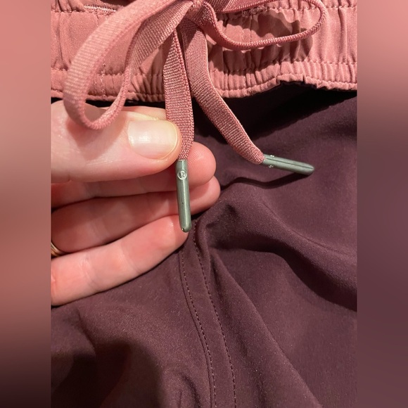 Lululemon choose your side short - Picture 6 of 8